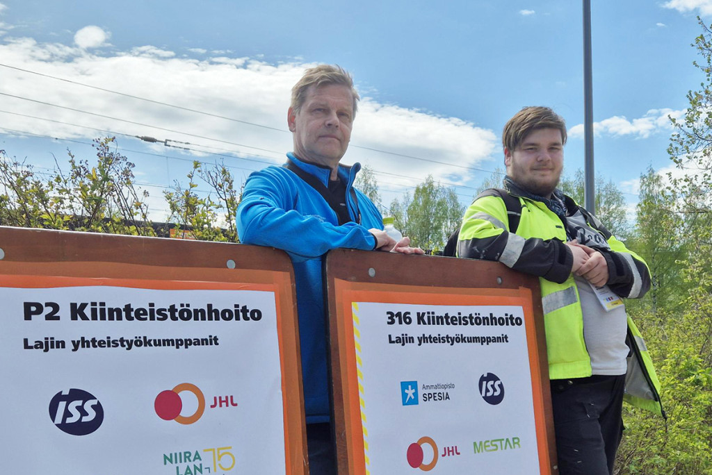 Huoltaja Juha Taavitsainen ja Taitaja-pronssimitalisti Oskari Myöhänen