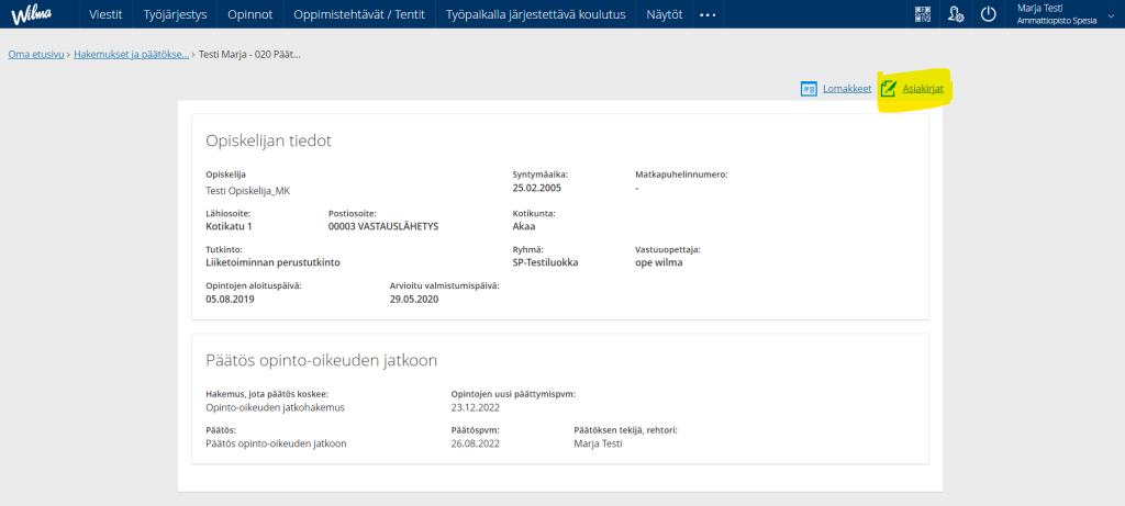 Esimerkissä Opiskelijan tietojen alla on kohta Päätös opinto-okeuden jatkoon ja oikean yläkulman Asiakirjat-kohta on korostettu keltaisella.
